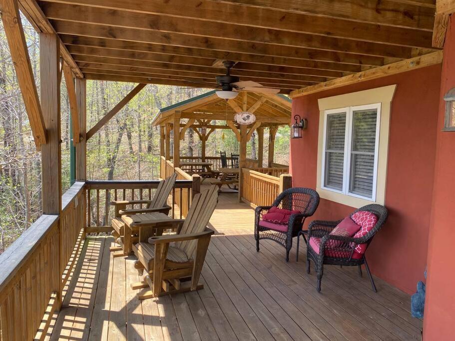 Red Rooster Family Cabin W/Hot Tub+Fire Pit+View Franklin Dış mekan fotoğraf