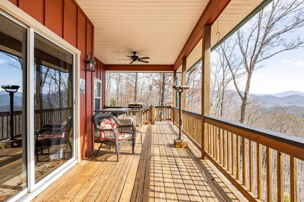 Red Rooster Family Cabin W/Hot Tub+Fire Pit+View Franklin Dış mekan fotoğraf