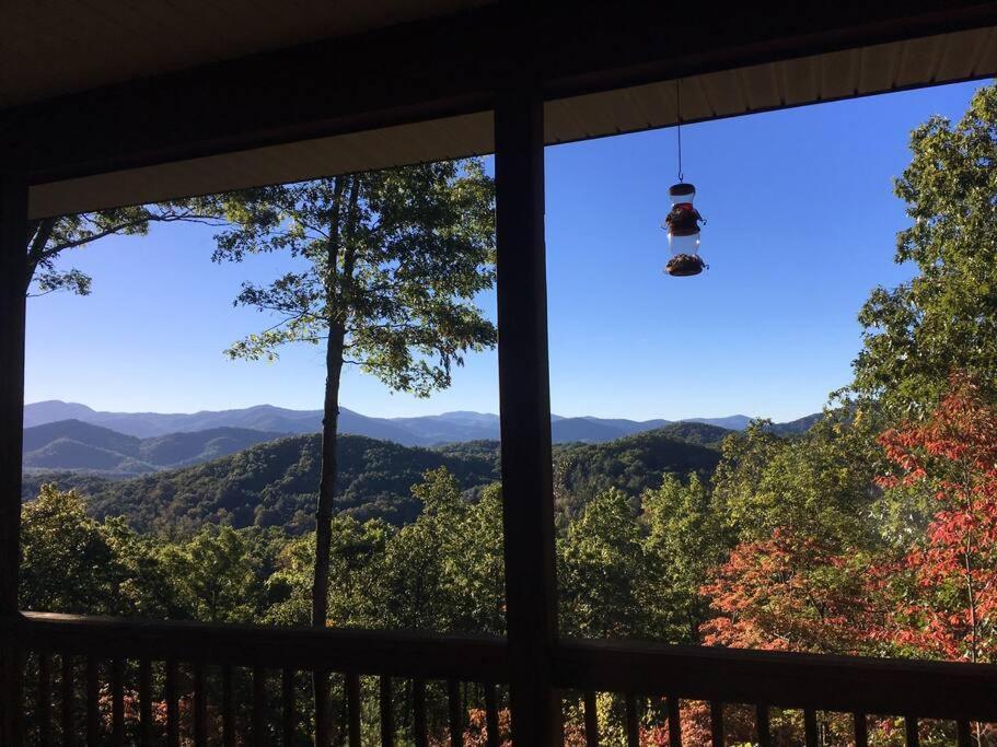 Red Rooster Family Cabin W/Hot Tub+Fire Pit+View Franklin Dış mekan fotoğraf