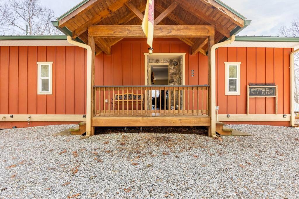 Red Rooster Family Cabin W/Hot Tub+Fire Pit+View Franklin Dış mekan fotoğraf